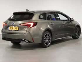 Toyota Corolla (2024) thumbnail 3