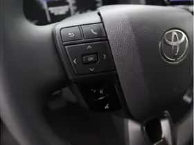 Toyota C-HR (2024) thumbnail 15