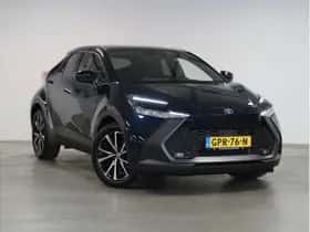 Toyota C-HR (2024) thumbnail 4