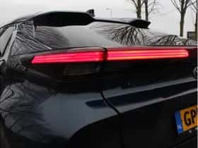 Toyota C-HR (2024) thumbnail 6