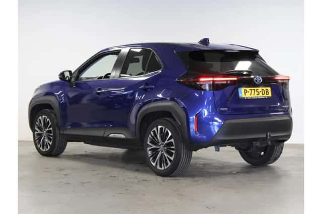 Toyota Yaris Cross (2022) thumbnail 2
