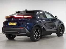 Toyota C-HR (2024) thumbnail 4