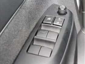 Toyota Yaris Cross (2022) thumbnail 11