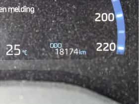 Toyota Yaris Cross (2022) thumbnail 14