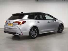 Toyota Corolla (2024) thumbnail 3