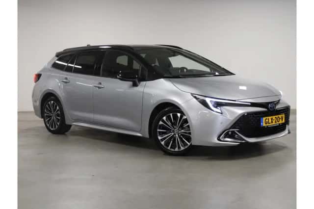 Toyota Corolla (2024) thumbnail 4