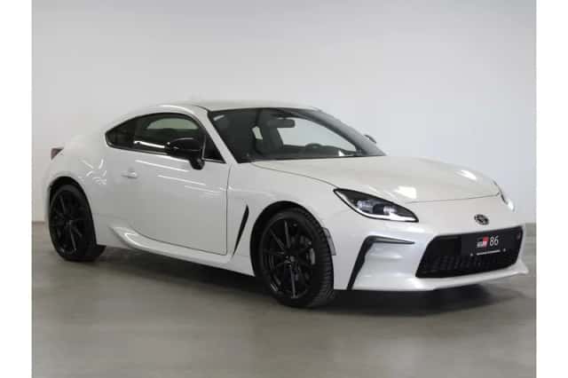 Toyota GR86 (2023) thumbnail 5