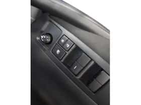 Toyota Corolla (2024) thumbnail 14