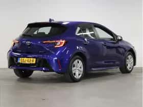 Toyota Corolla (2024) thumbnail 3