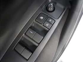 Toyota Corolla (2024) thumbnail 23