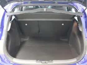 Toyota Corolla (2024) thumbnail 8