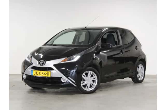 Toyota Aygo (2016) thumbnail 1