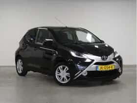 Toyota Aygo (2016) thumbnail 4