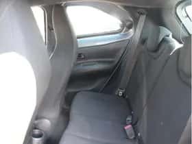 Toyota Aygo X (2024) thumbnail 9