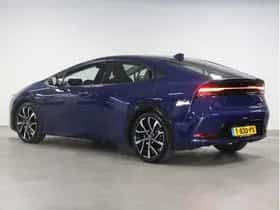 Toyota Prius (2023) thumbnail 2