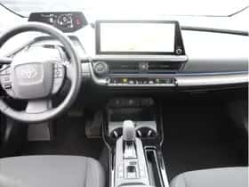 Toyota Prius (2023) thumbnail 12