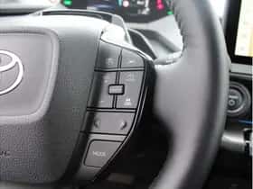 Toyota Prius (2023) thumbnail 15