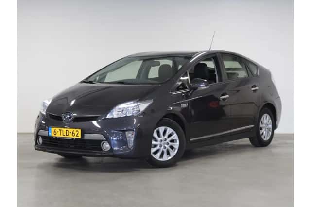 Toyota Prius (2014) thumbnail 1