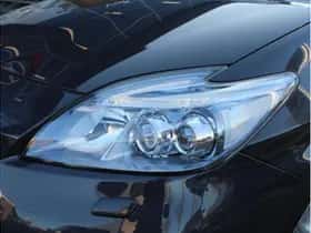 Toyota Prius (2014) thumbnail 5