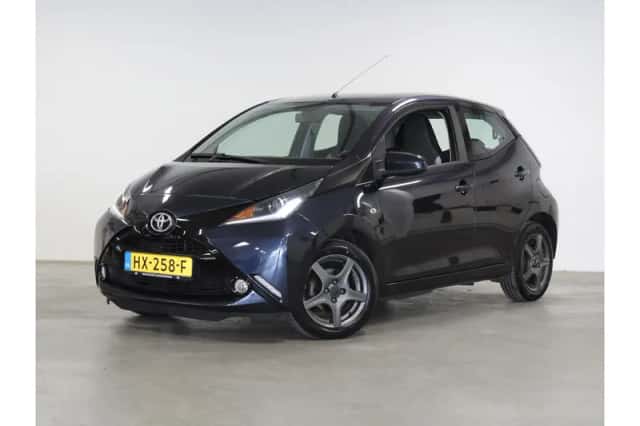Toyota Aygo (2016) thumbnail 1