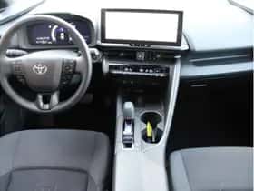 Toyota C-HR (2024) thumbnail 12