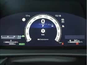 Toyota C-HR (2024) thumbnail 16