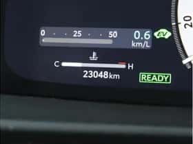 Toyota C-HR (2024) thumbnail 17