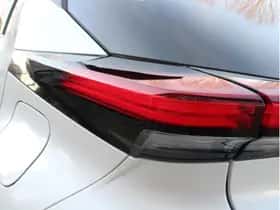 Toyota C-HR (2024) thumbnail 7