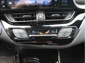Toyota C-HR (2019) thumbnail 20