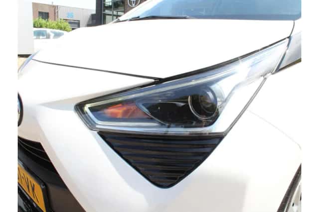 Toyota Aygo (2022) thumbnail 5