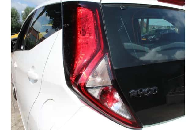Toyota Aygo (2022) thumbnail 6