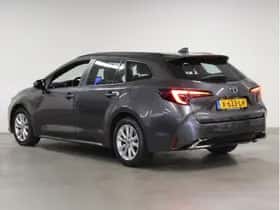 Toyota Corolla (2023) thumbnail 2