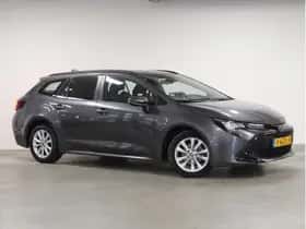 Toyota Corolla (2023) thumbnail 4
