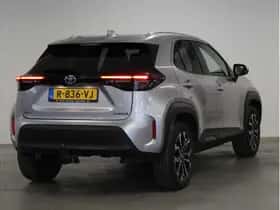 Toyota Yaris Cross (2022) thumbnail 3