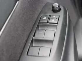 Toyota Yaris Cross (2023) thumbnail 9