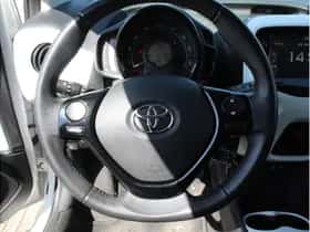 Toyota Aygo (2020) thumbnail 11