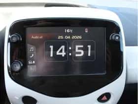 Toyota Aygo (2020) thumbnail 15