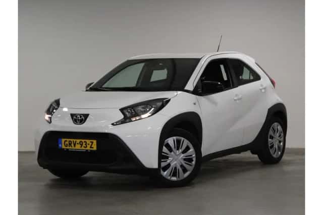 Toyota Aygo X (2024) thumbnail 1