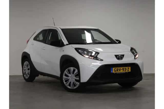 Toyota Aygo X (2024) thumbnail 4