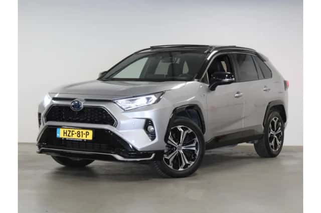 Toyota RAV4 (2022) thumbnail 1