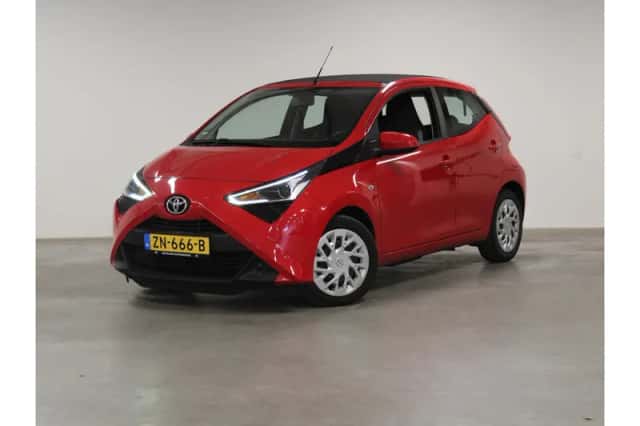 Toyota Aygo (2019) thumbnail 1