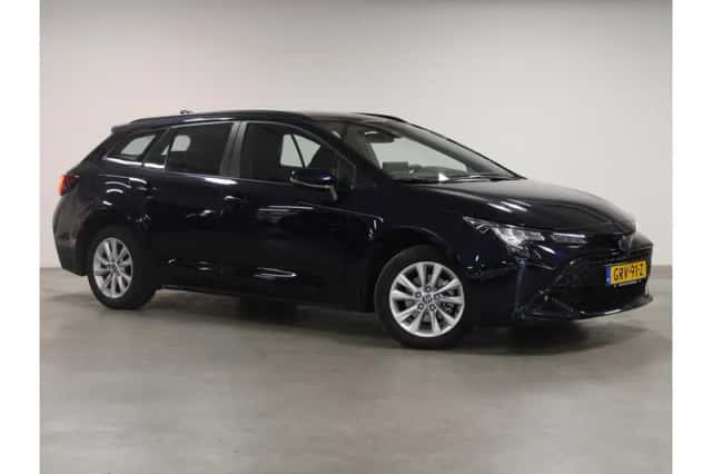 Toyota Corolla (2024) thumbnail 4
