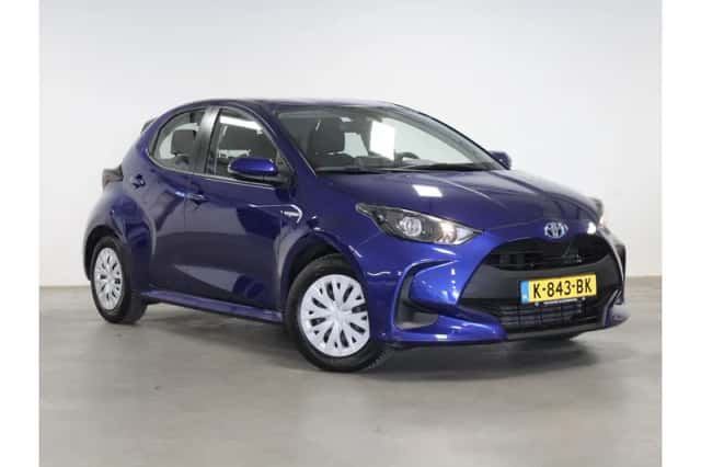 Toyota Yaris (2020) thumbnail 4