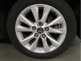 Toyota Corolla (2024) thumbnail 7