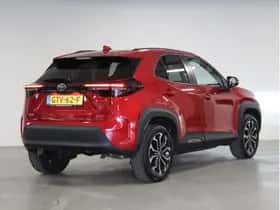 Toyota Yaris Cross (2024) thumbnail 3