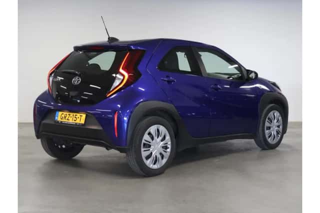 Toyota Aygo X (2024) thumbnail 3