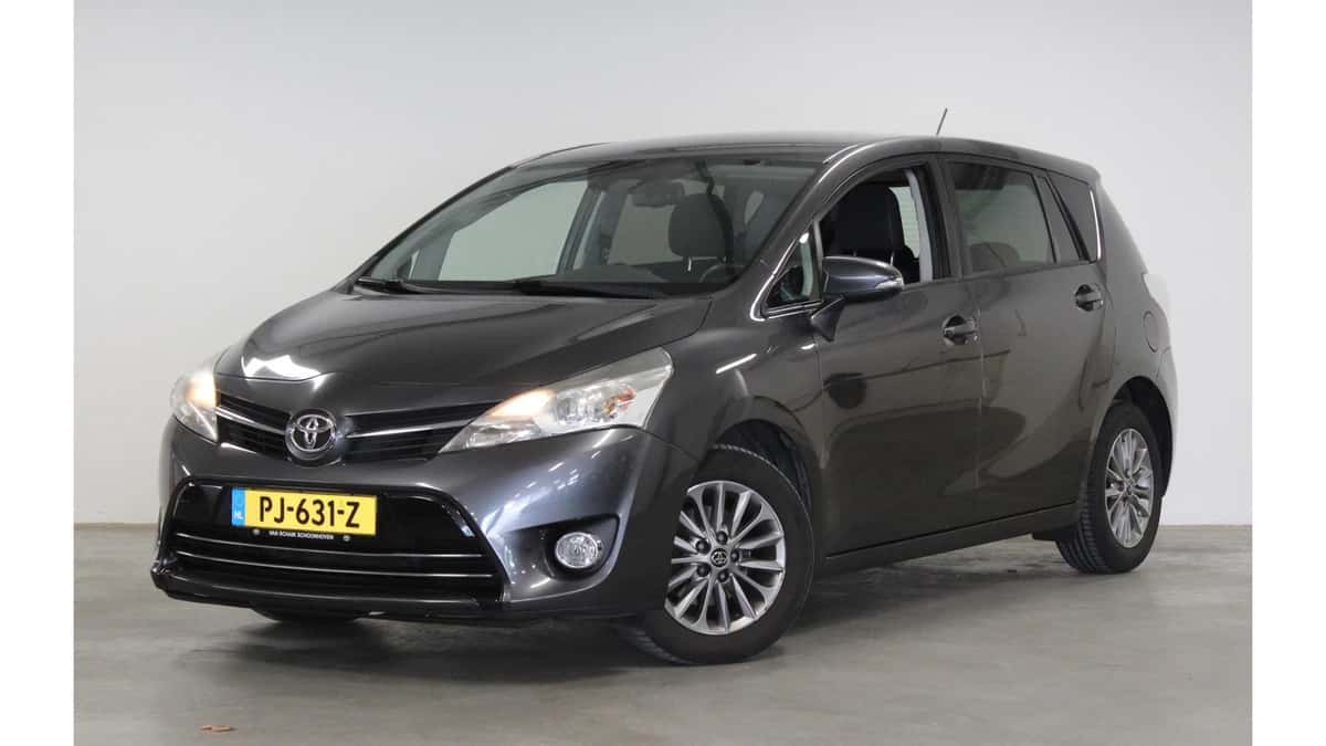 Toyota Verso (2016) — foto 1