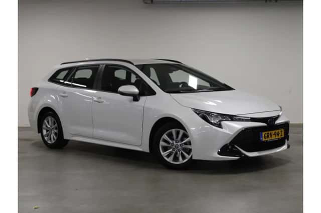 Toyota Corolla (2024) thumbnail 4