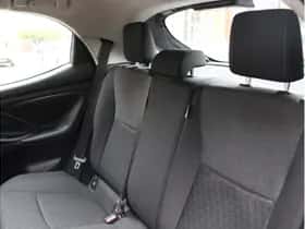Toyota Yaris (2023) thumbnail 9