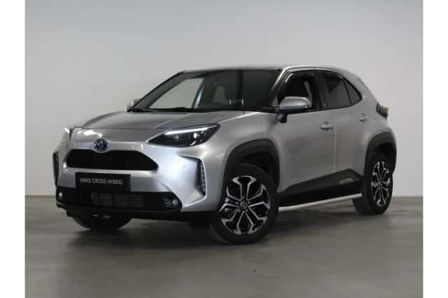 Toyota Yaris Cross (2024) thumbnail 1